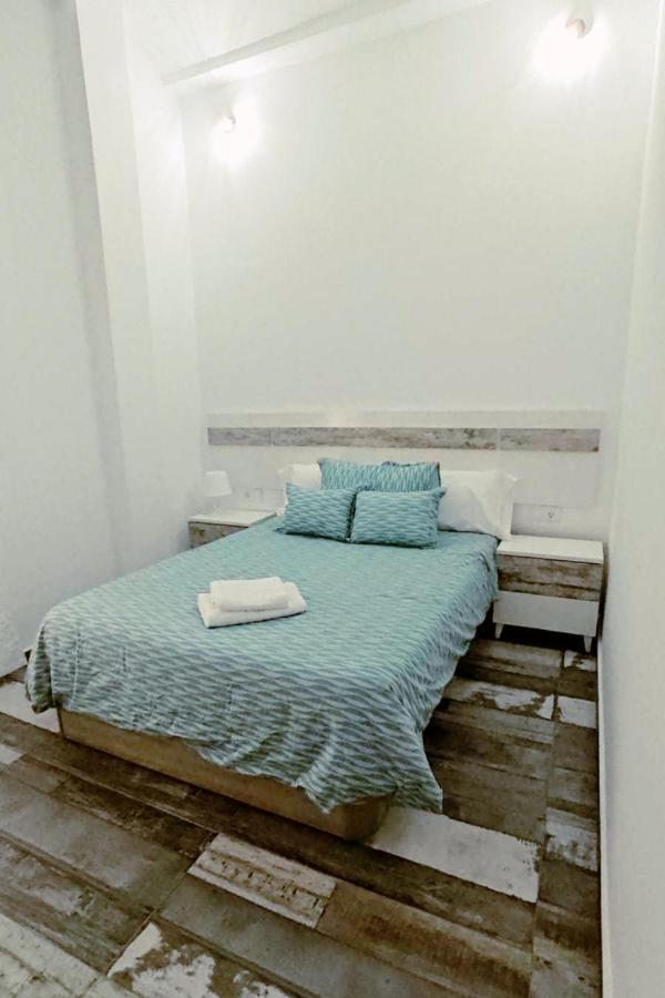 Modernos Apartamentos En Ciudad Jardin 科爾多瓦 外观 照片